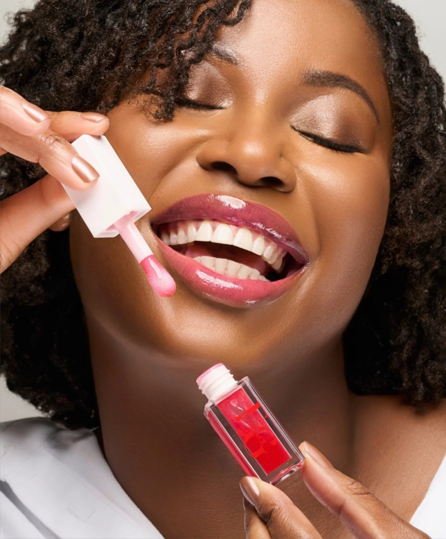 LIP GLOSS